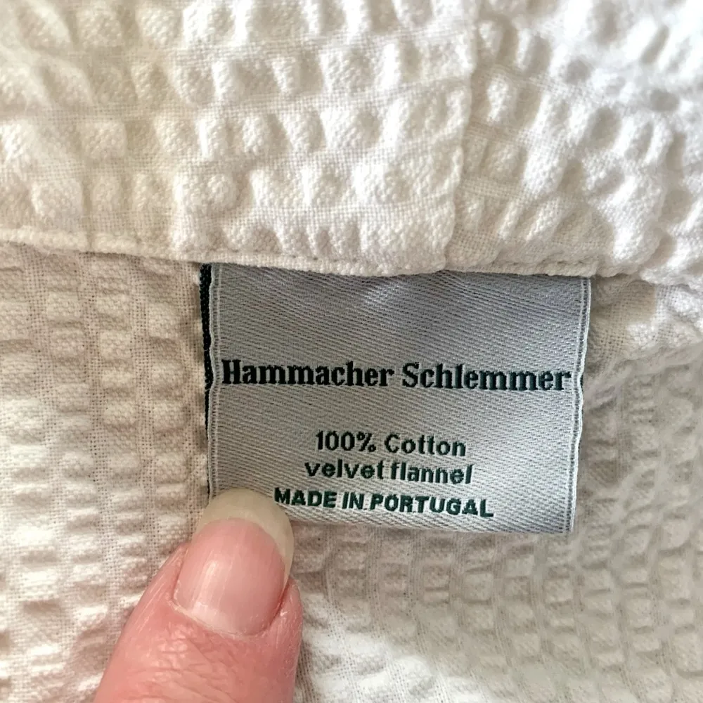 Hammacher Schlemmer White Luxury Turkish Robe Size undefined - Image 3