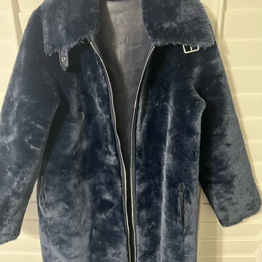 Chic Navy Faux Leather Jacket - Image 4