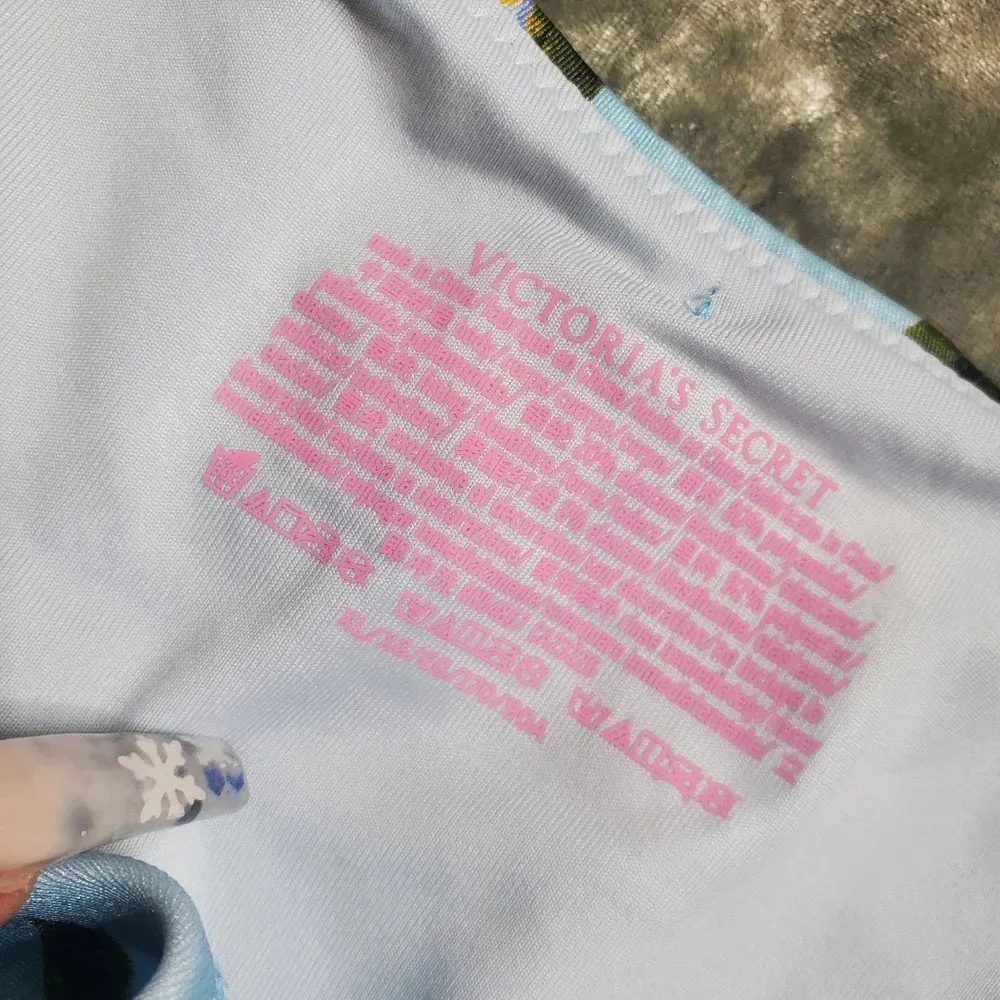 Victoria's Secret  Ruffle Plungr Lemon Print Bikini - Image 3