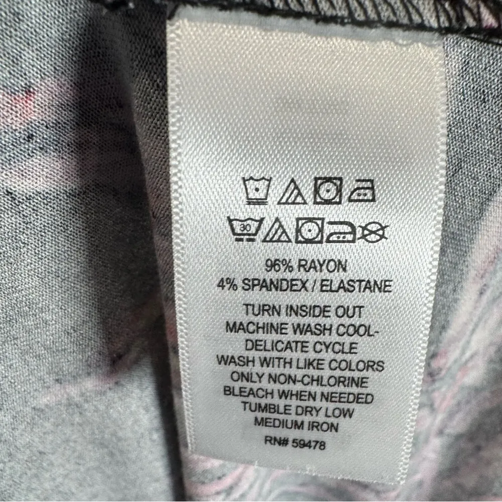 Artisan NY black and pink print smocked strapless midi dress size large - Image 5