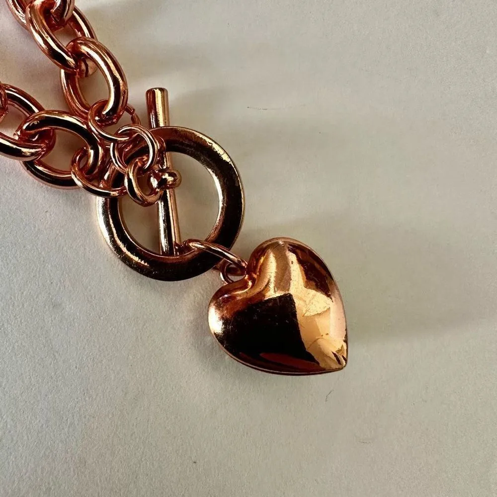 G by Guess rose gold heart toggle necklace - Image 9