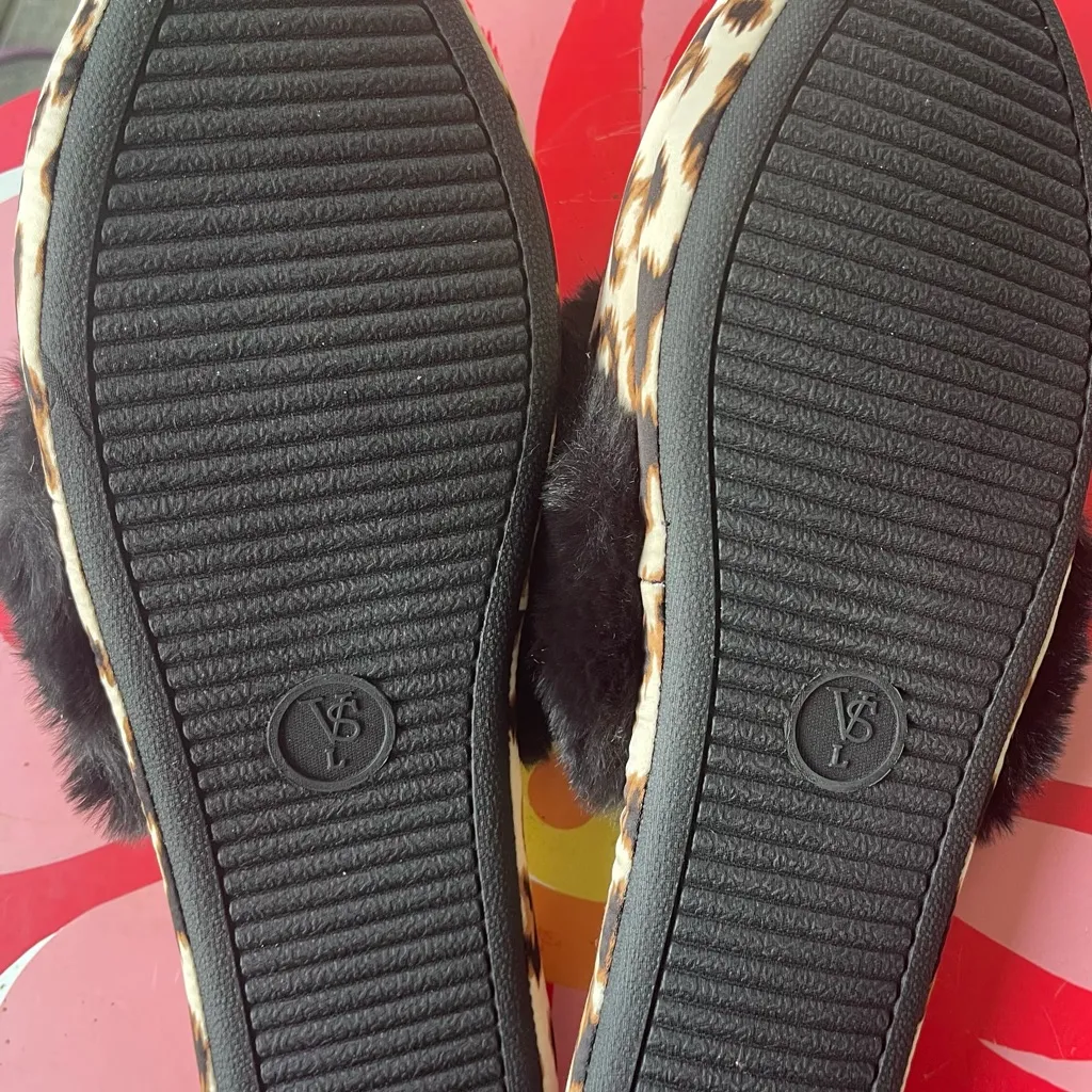 Pink Victoria secret cheetah slippers - Image 6