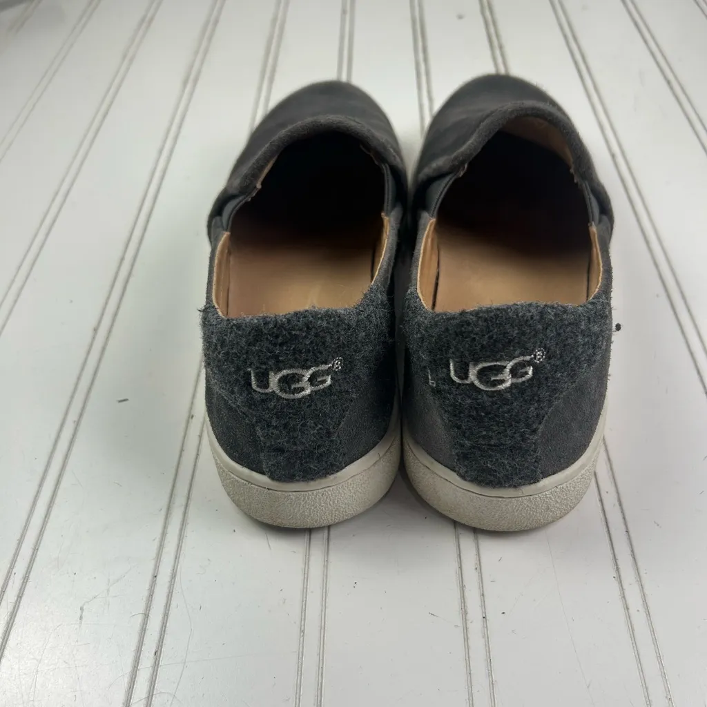 UGG Australia Cas Charcoal Gray Suede Slip-On Sneakers Women’s Size 7 - Image 4