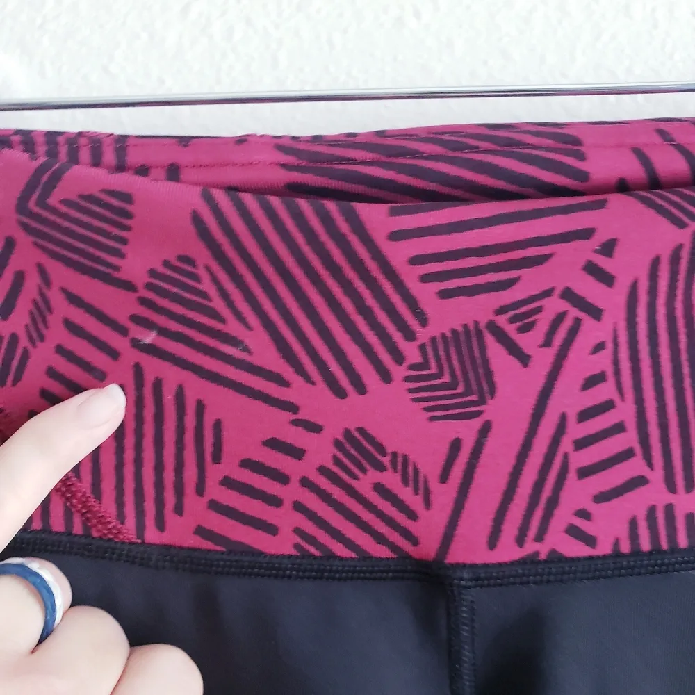 Brooks Cropped Athletic Workout Legging - Image 8