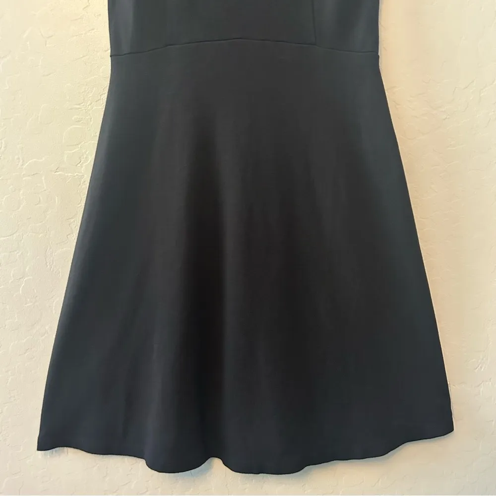 LOFT black short sleeve basic dress with ruched sleeves and circle skirt small - Image 9