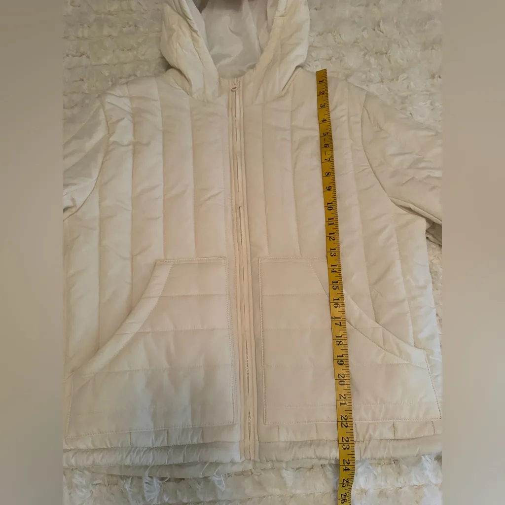 A New Day  Woman’s Puffer Jacket Size Small - Image 14