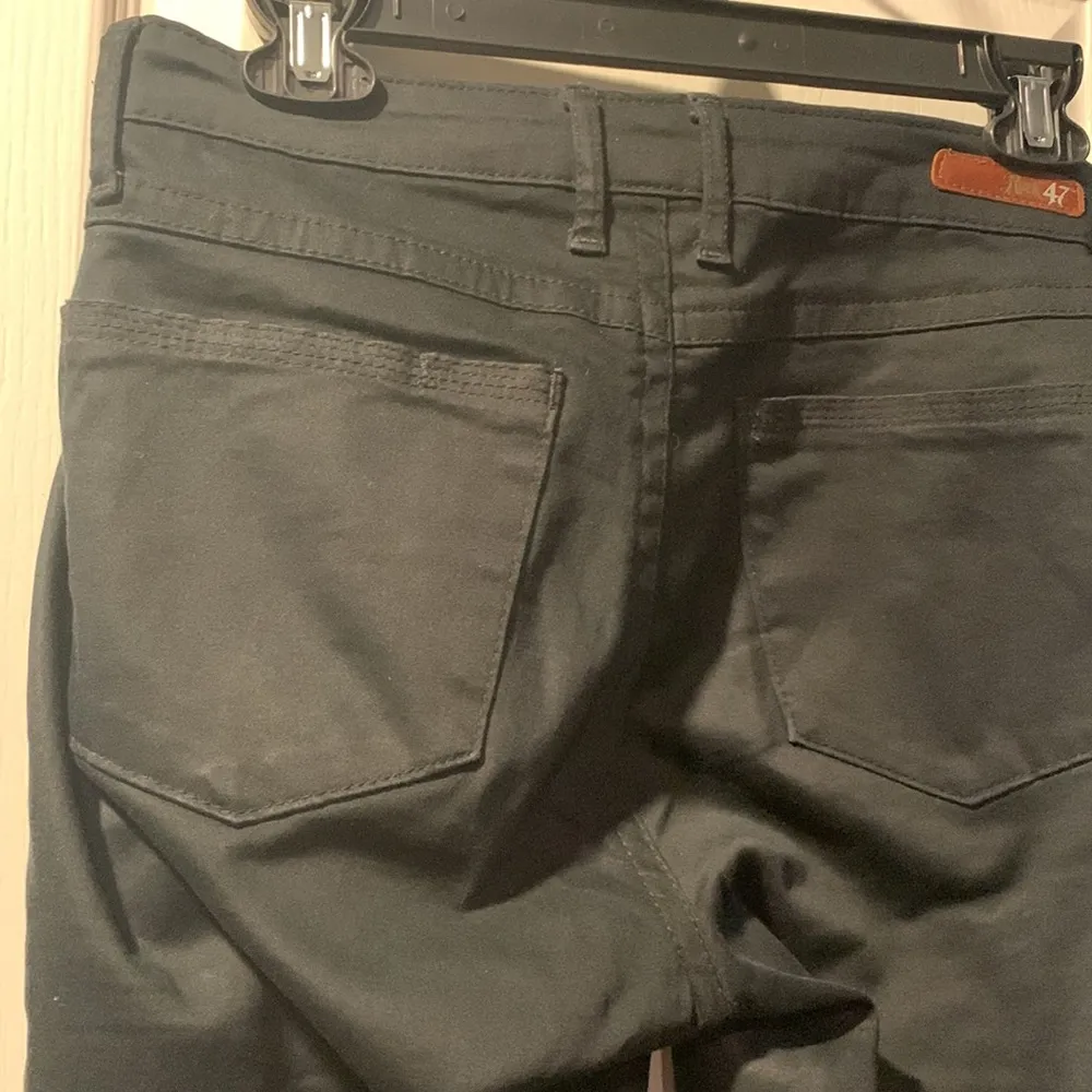 Women's Rock 47 Wranglers Black Denim Skinny Jeans Size 29 EUC #7598 - Image 5