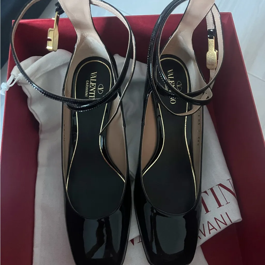 Valentino Patent Leather tan-go 60mm heel - Image 6