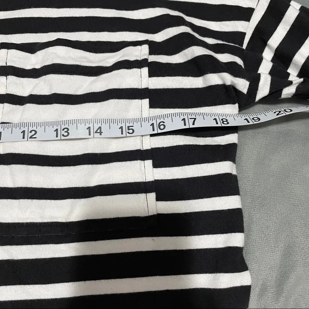 Kate Spade Black White Striped Top EUC Size S - Image 2