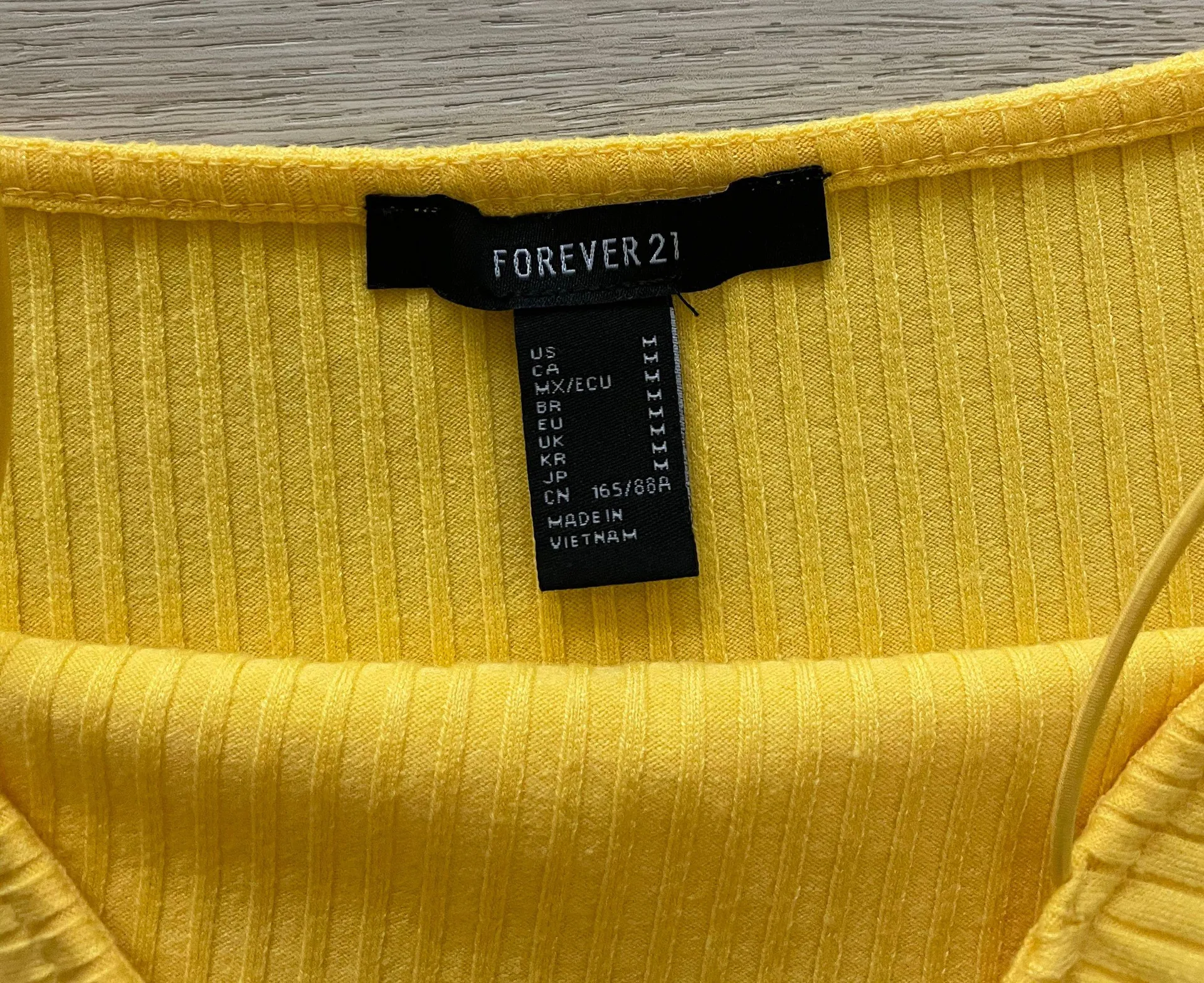 Forever 21 Yellow Crop Top  - Image 4