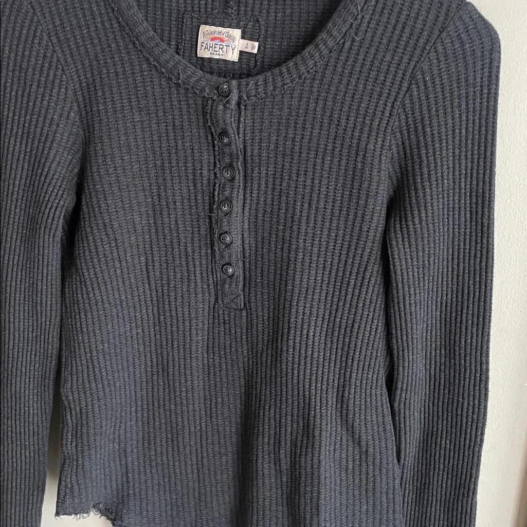 Faherty Legend Apres Waffle Henley Black - Image 9