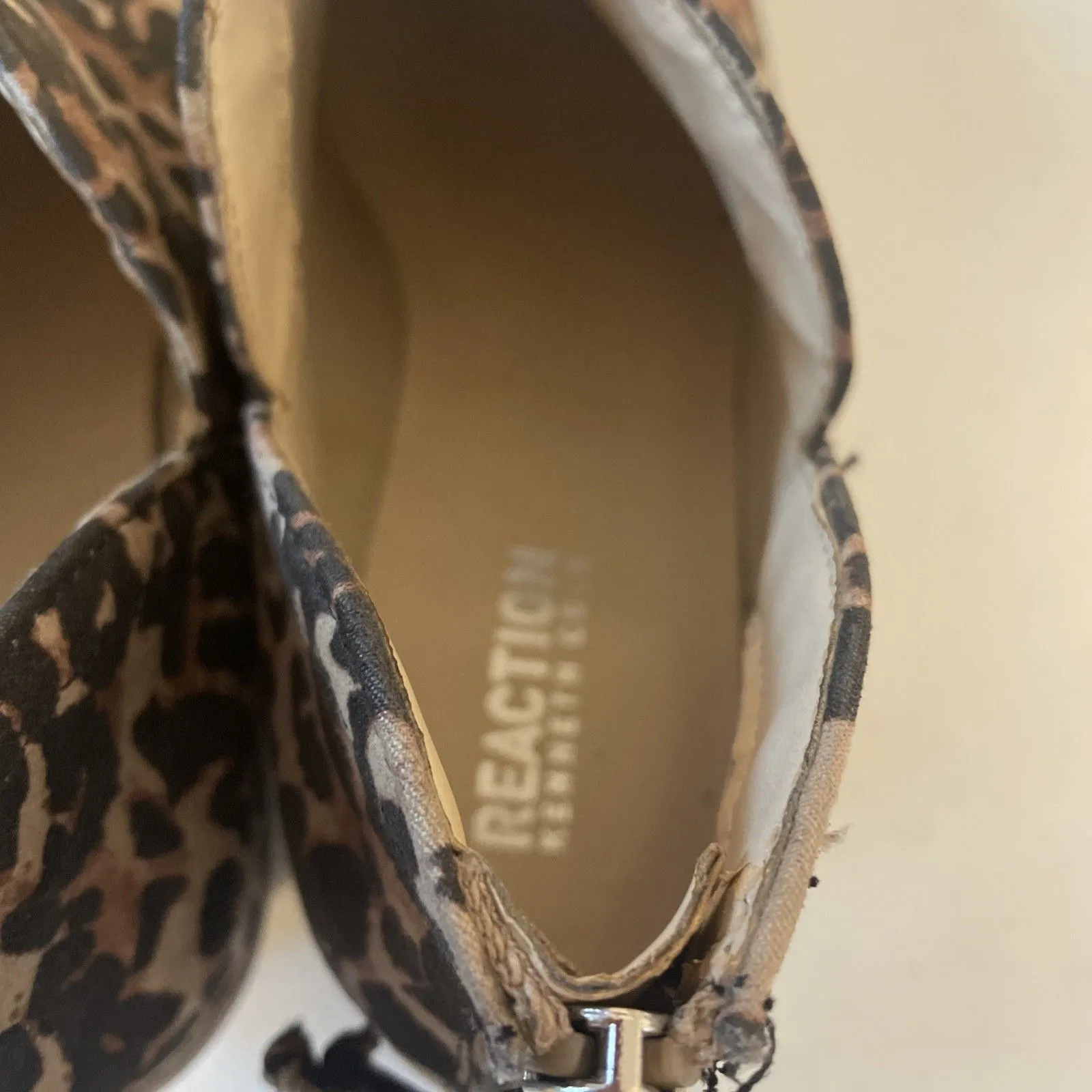 Kenneth Cole Reaction Low Heel Ankle Bootie size 8 Medium Cheetah Back Zip Brown - Image 6