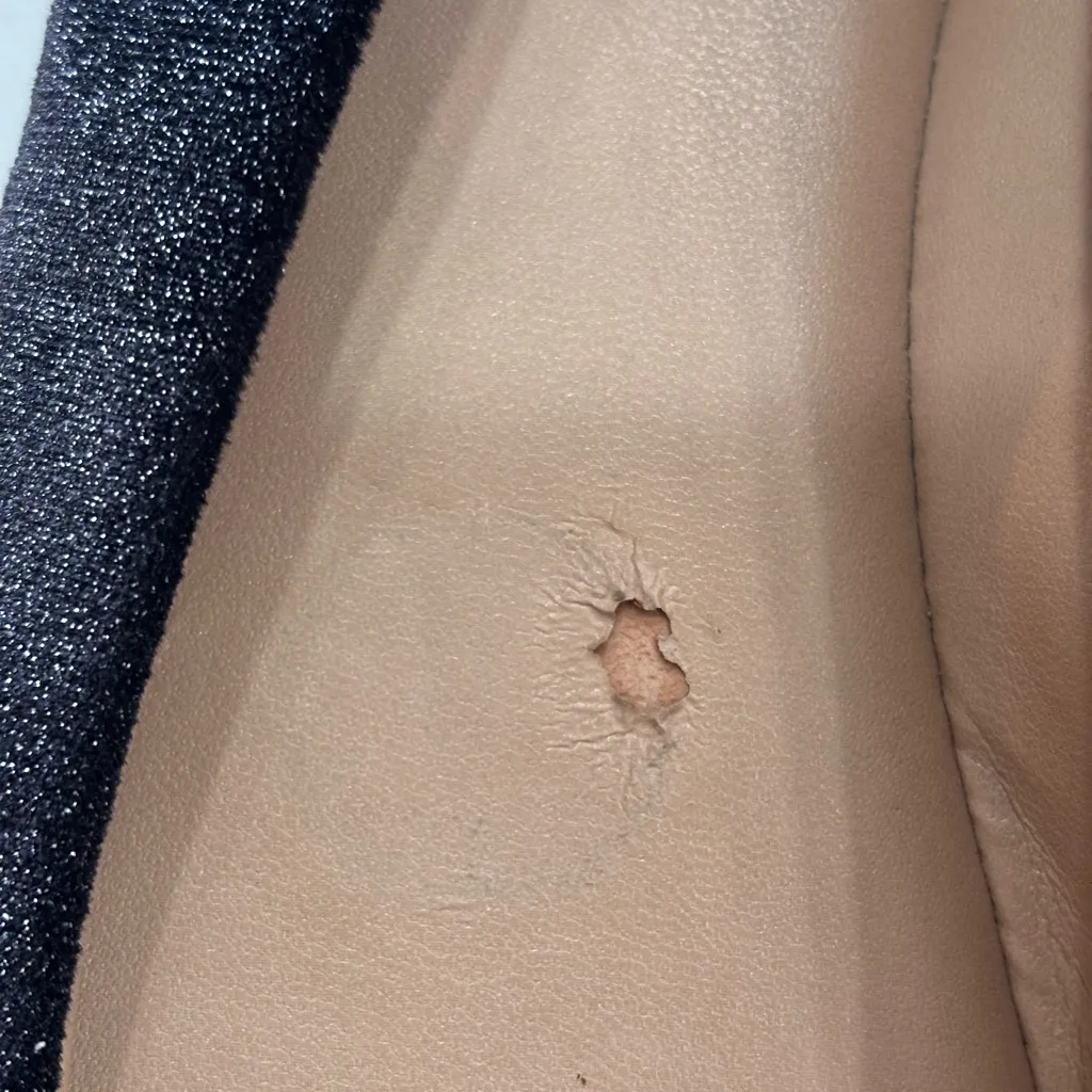 Call it spring  Women's Black Flats size 8.5 - Image 8