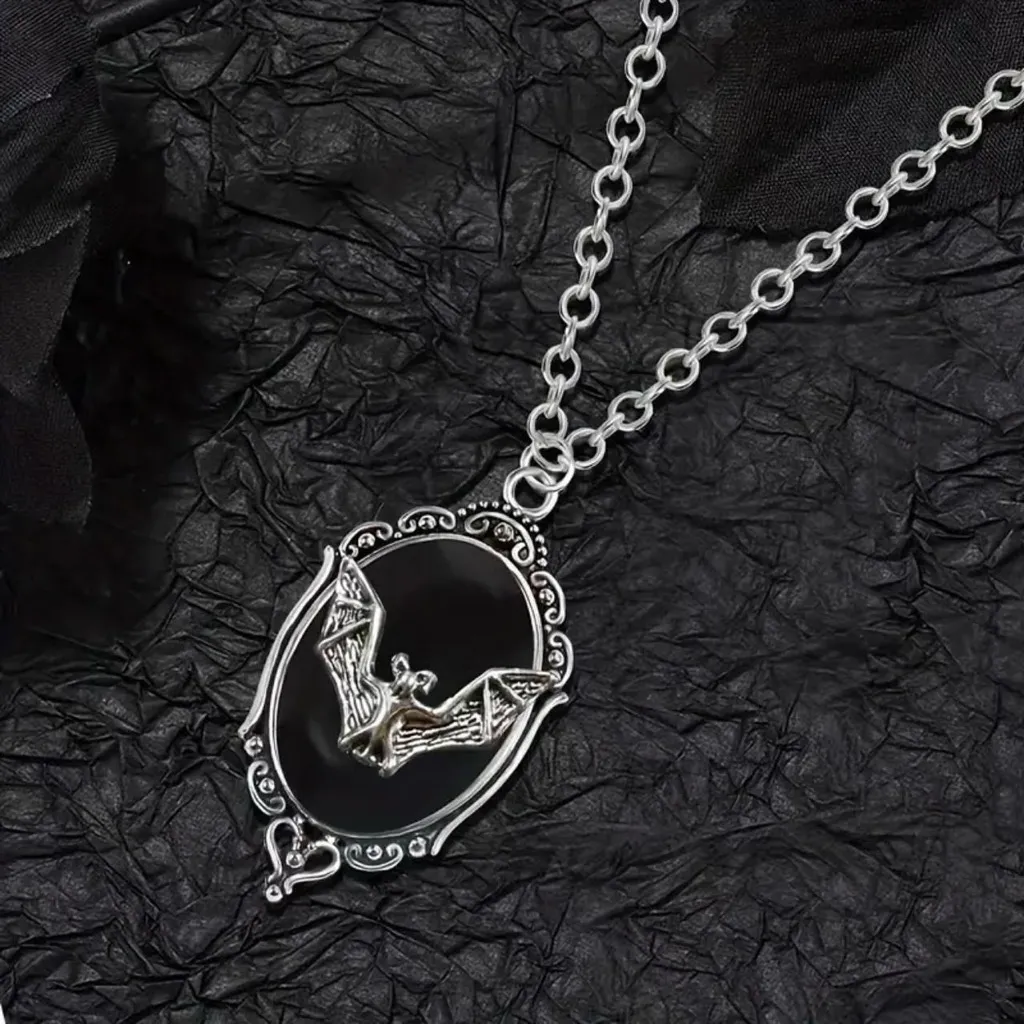 Retro Gothic Style Oval Vampire Bat Pendant Necklace Fashion Collarbone Chain‎ Silver - Image 8