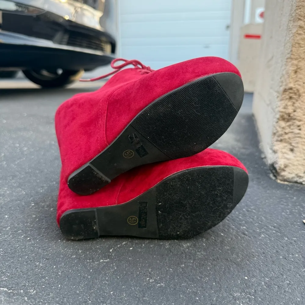 Red Suede Lace-Up Wedge Booties – Glaze – Women’s Size 5.5 - Image 7