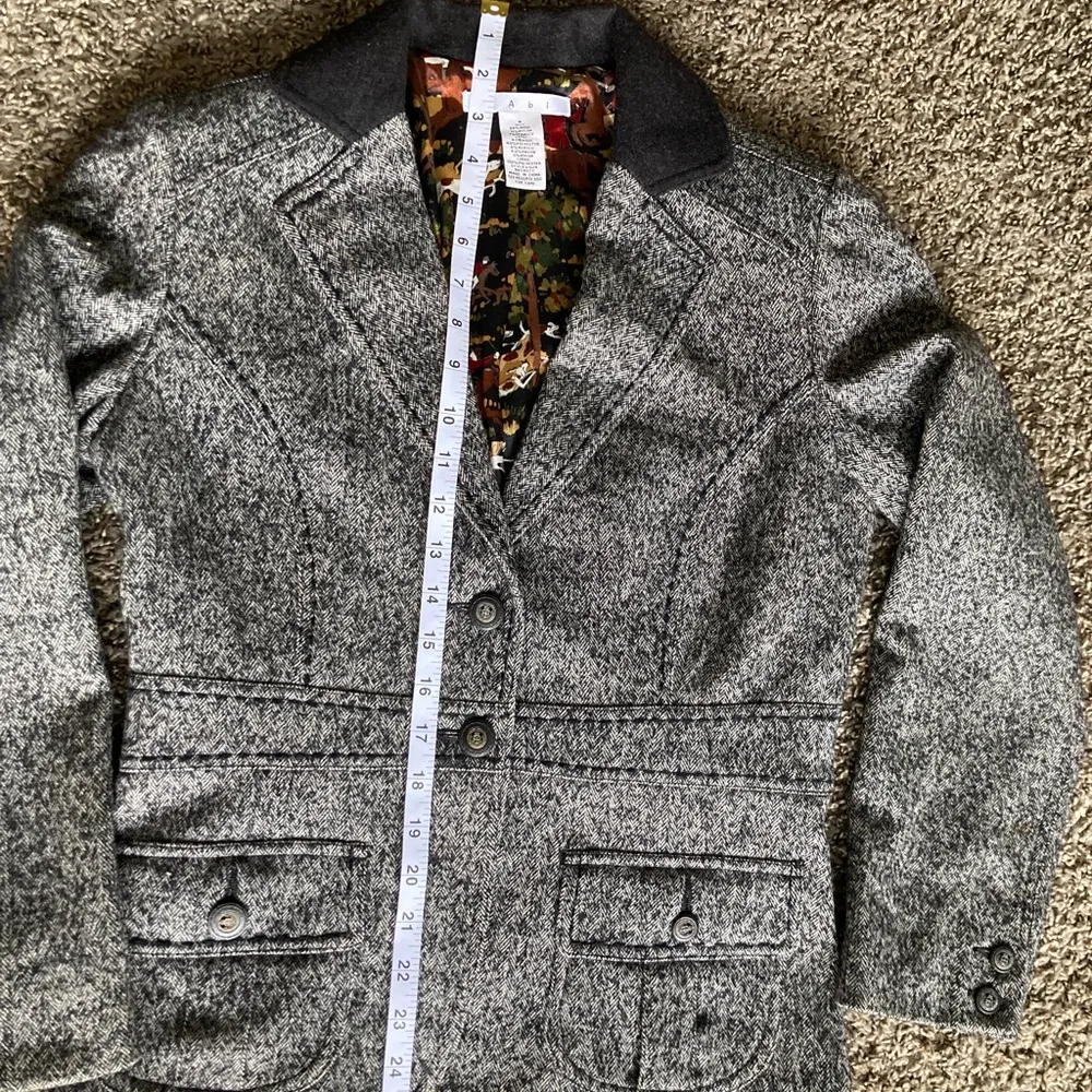 CAbi Gray Tweed Blazer Tailored Suit Jacket - Image 3