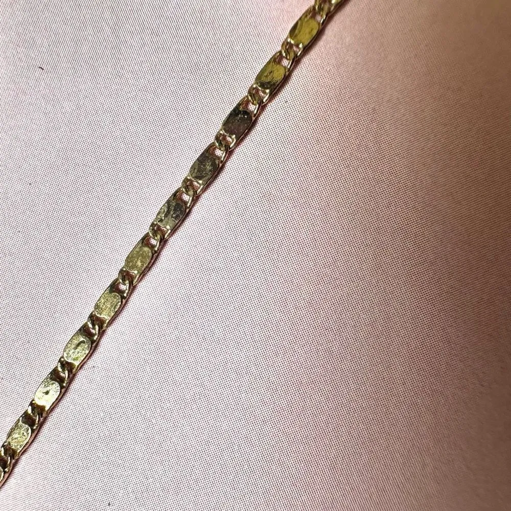 Etc.! Gold tone V pendant necklace Gold - Image 3