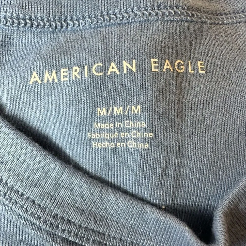 American Eagle Logo Cropped Baby Tee Size Medium - Image 4