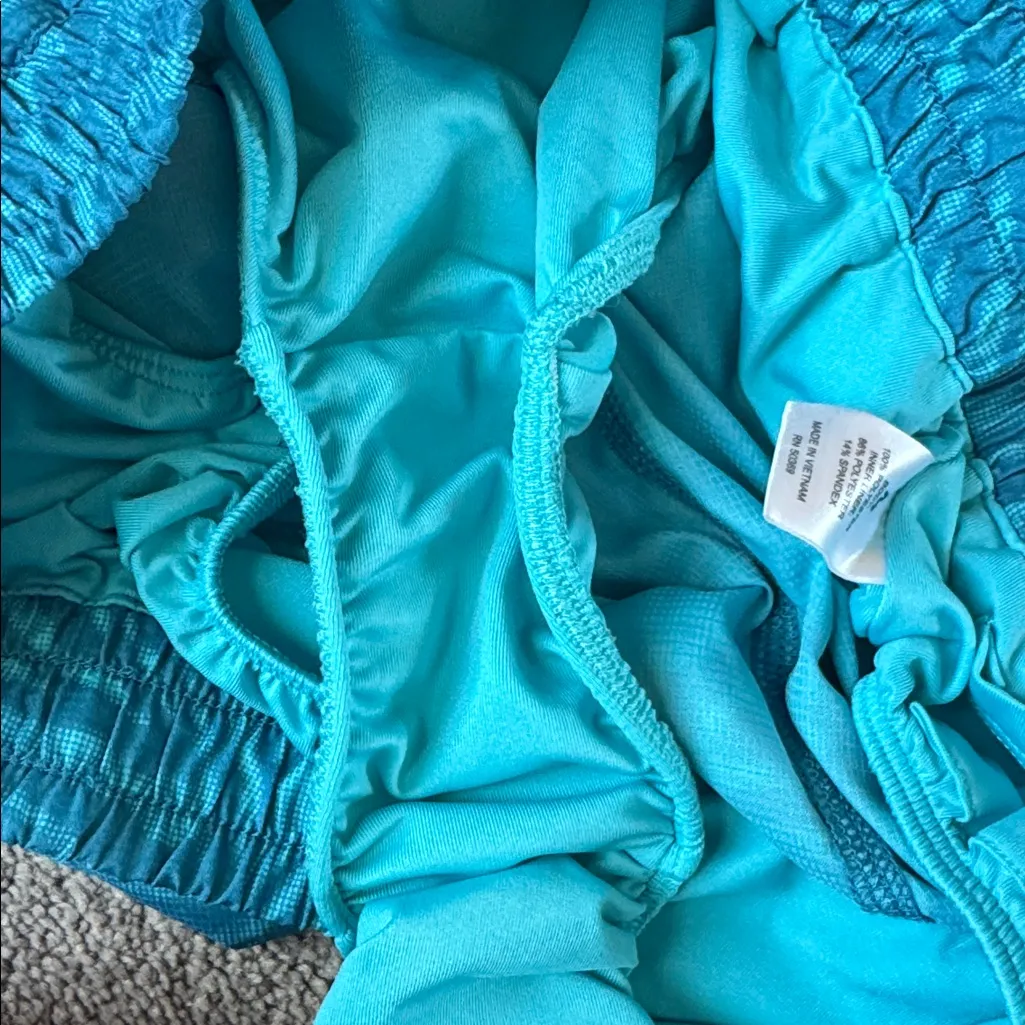 Juicy Couture Blue Shorts SIZE M - Image 5