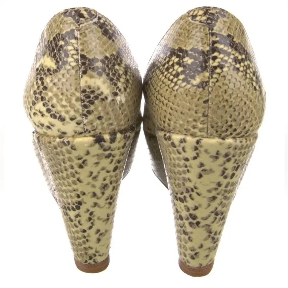 LOEFFLER RANDALL Patent Leather Animal Print Pumps
Size: 6 New - Image 4