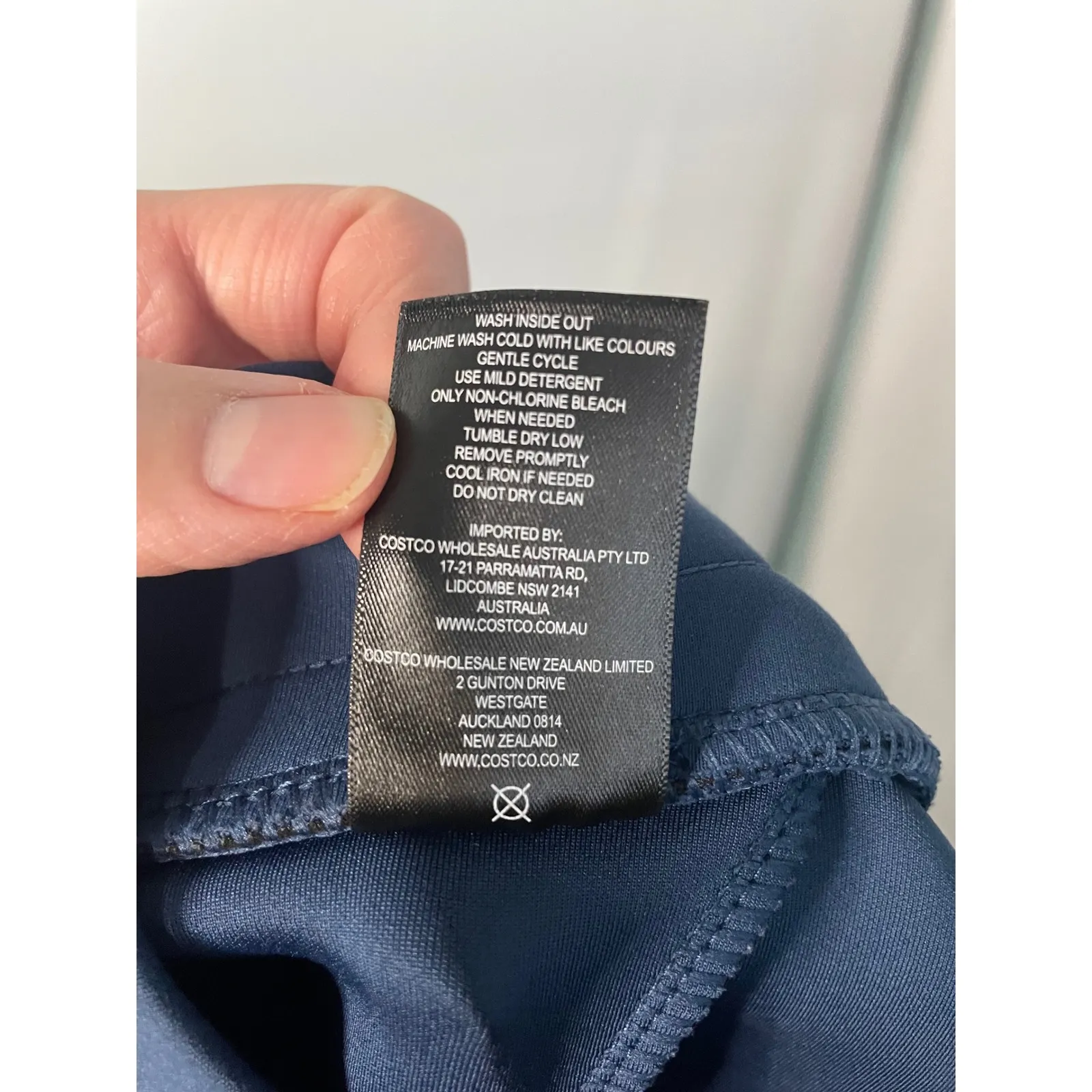 32 Degrees Cool Women's Navy Blue Jogger Pants Size Medium - Image 9