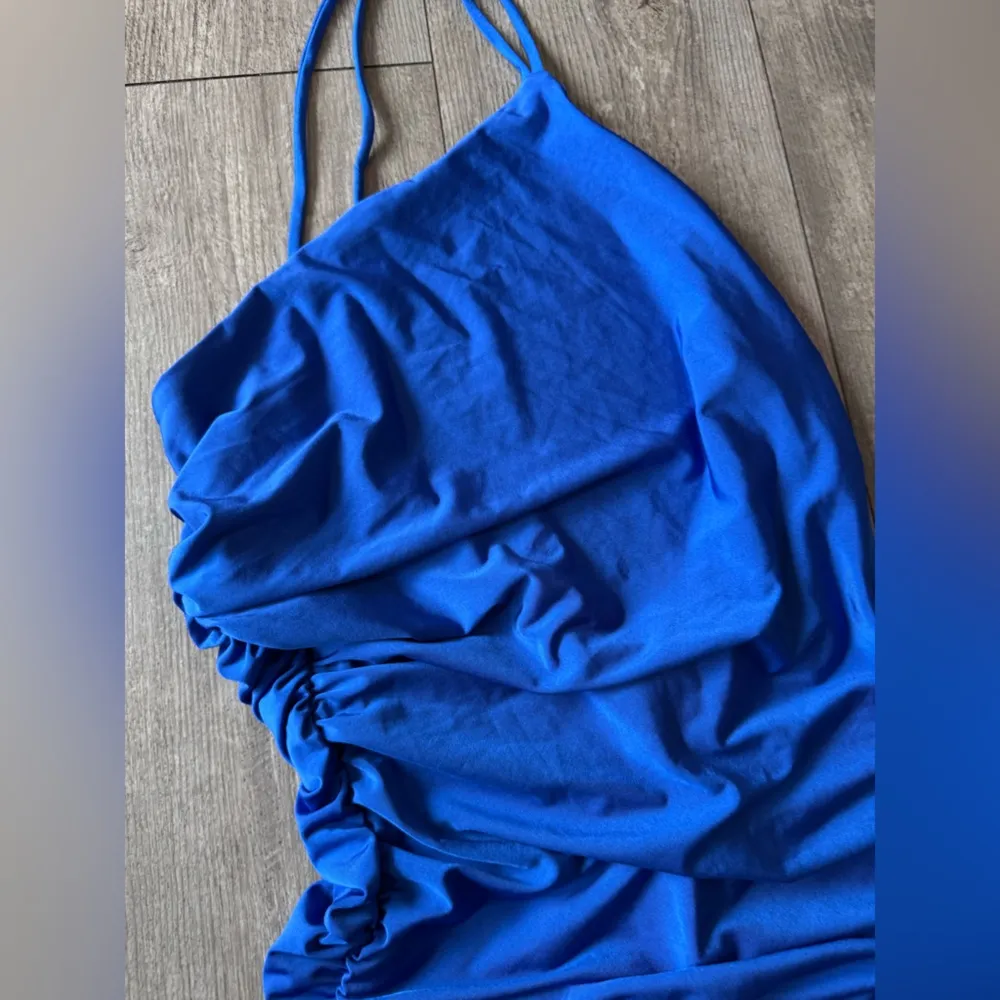 AMTIOUS Vibrant Blue Ruched Dress Size M - Image 9