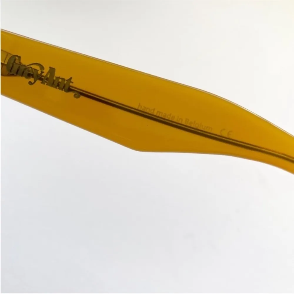 Grey Ant status sunglasses Gold - Image 8