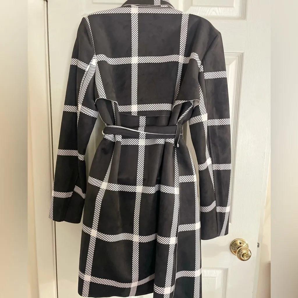 Solitaire charcoal Gray and White Checkered Jacket - Image 2
