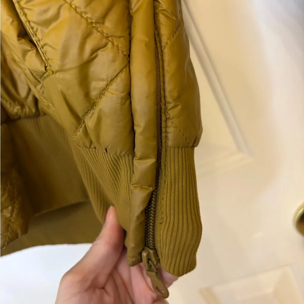 Aerie Offline by  Mustard Brown Quilted Bomber Jacket M Puffer Cozy Fall Layer - Image 9