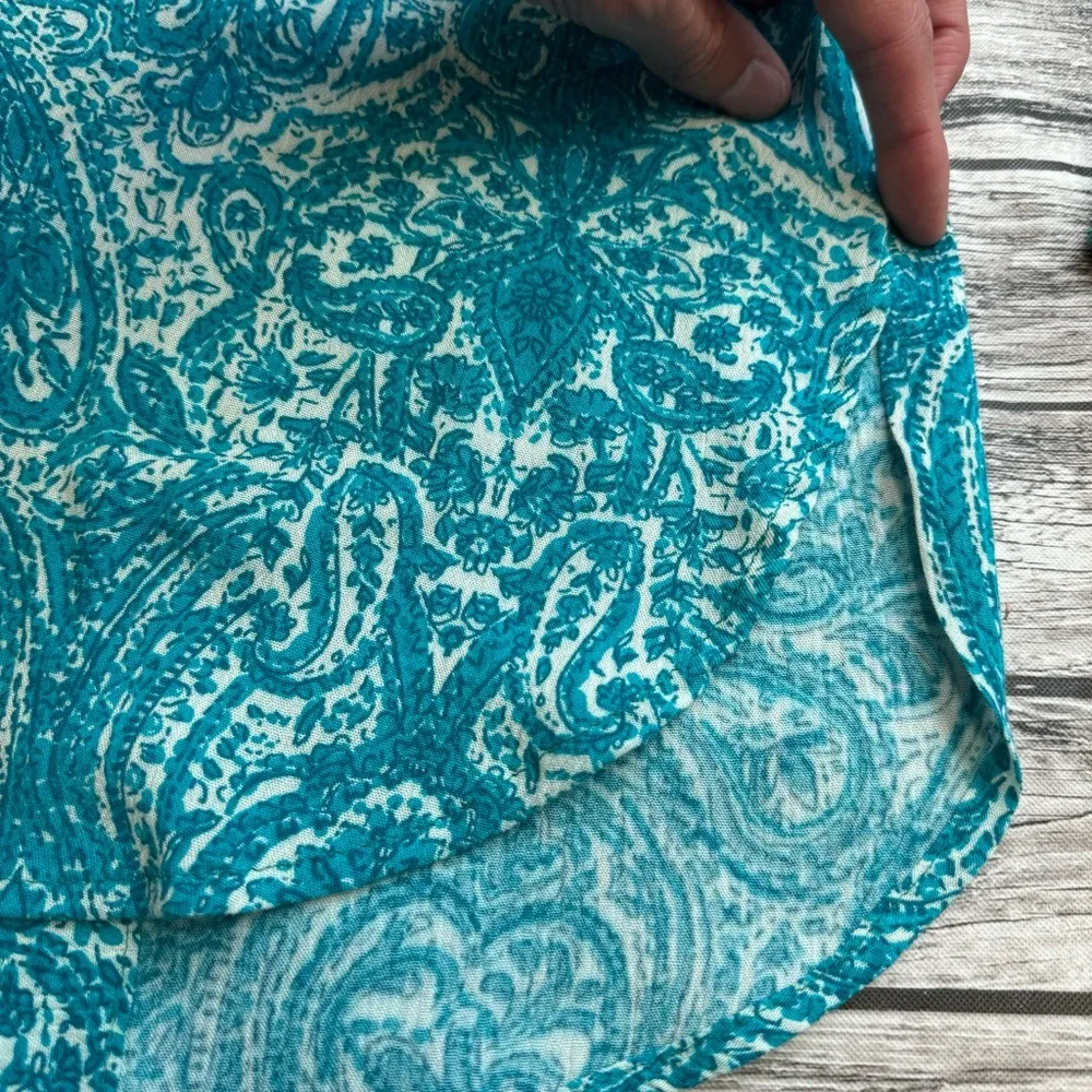 Lucy Love Women's Tunic Length Paisley Blouse Teal Turquoise White L LG Large - Image 7