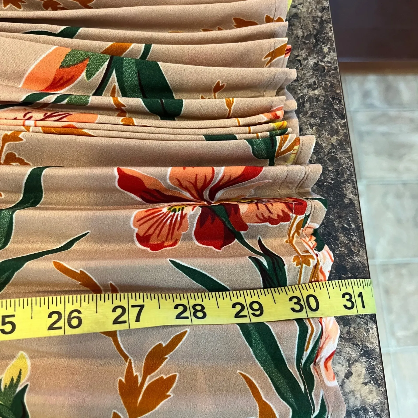 PrettyLittleThing NEW Plus Size 24 Pink Floral Pleated Midi Skirt Elastic Waist - Image 8