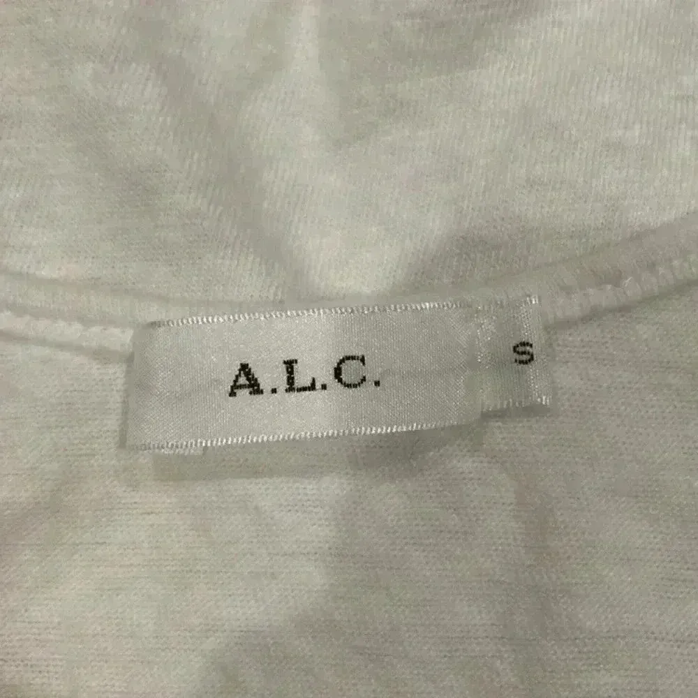 Revolve A.L.C.'s Ava white Tee - Image 4