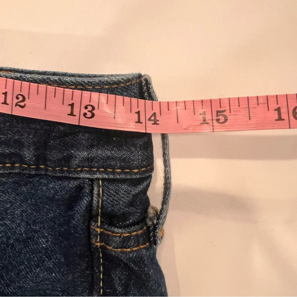 Levi's Classic 501 Shorts Excellent Condition - Image 8