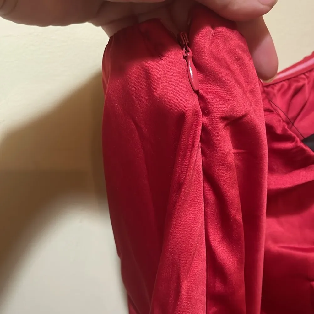 Womens New Lulus Law of Attraction Red Satin One-Shoulder Asymmetrical Midi Dres - Image 9