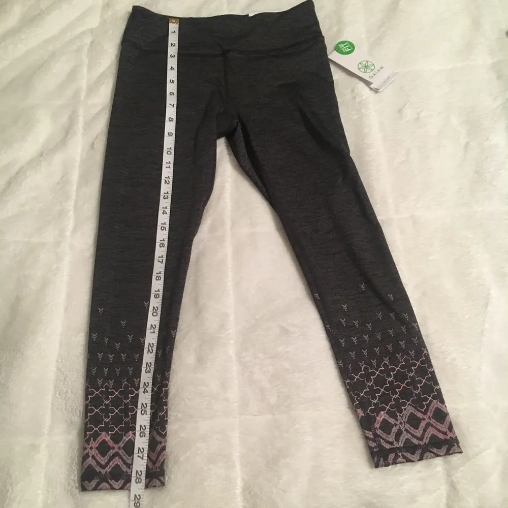 GAIAM Yoga Pants - Image 3