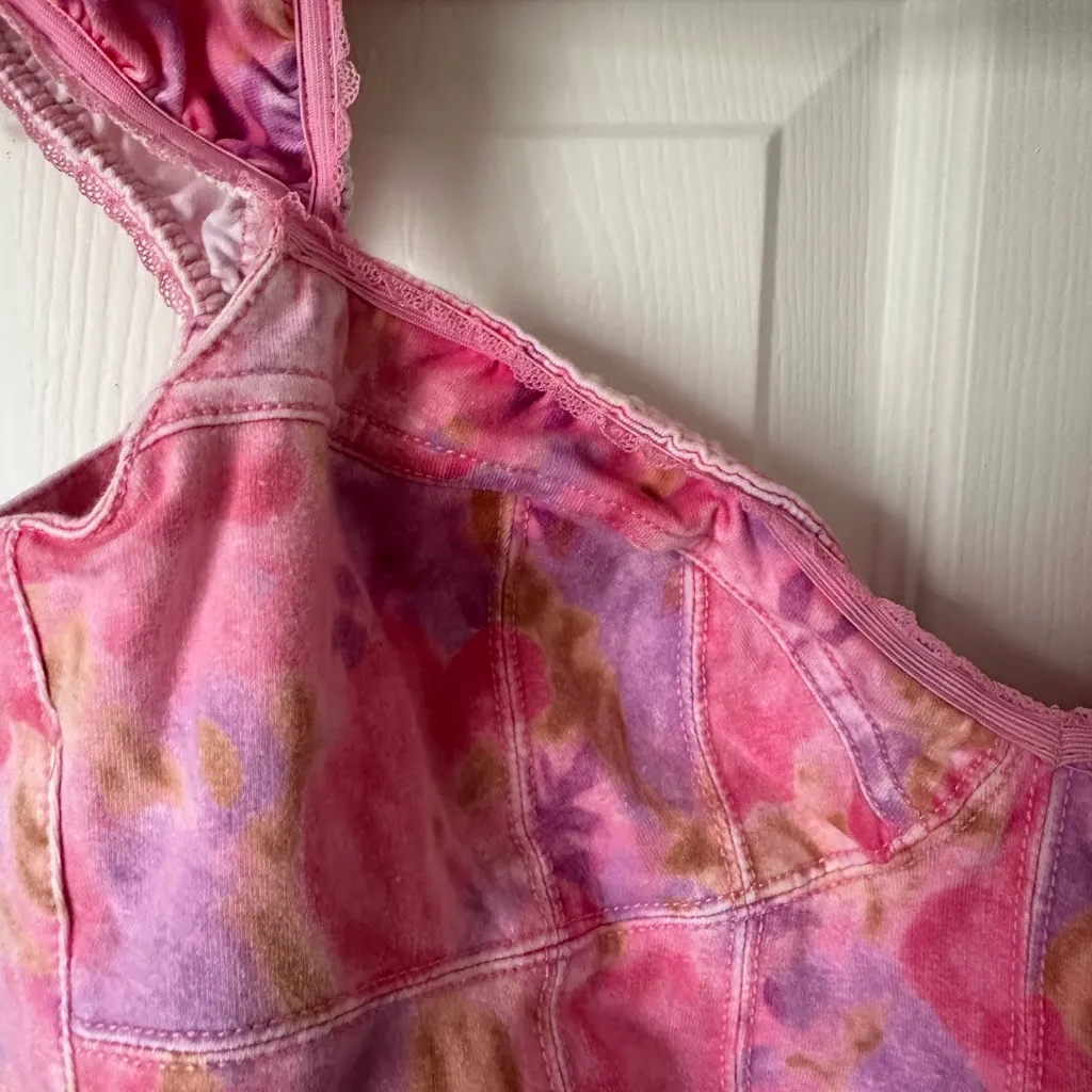 FREE PEOPLE Pink Floral Cropped Top and Biker Short Matching Set. - Image 9