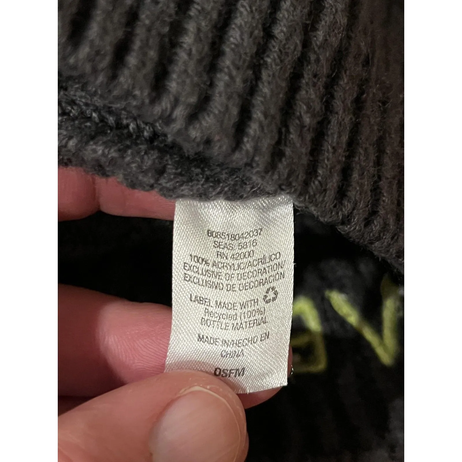 #LOVE Hat Beanie Knit Womens One Size Gray Slouchy Winter Embroidered Warm - Image 4