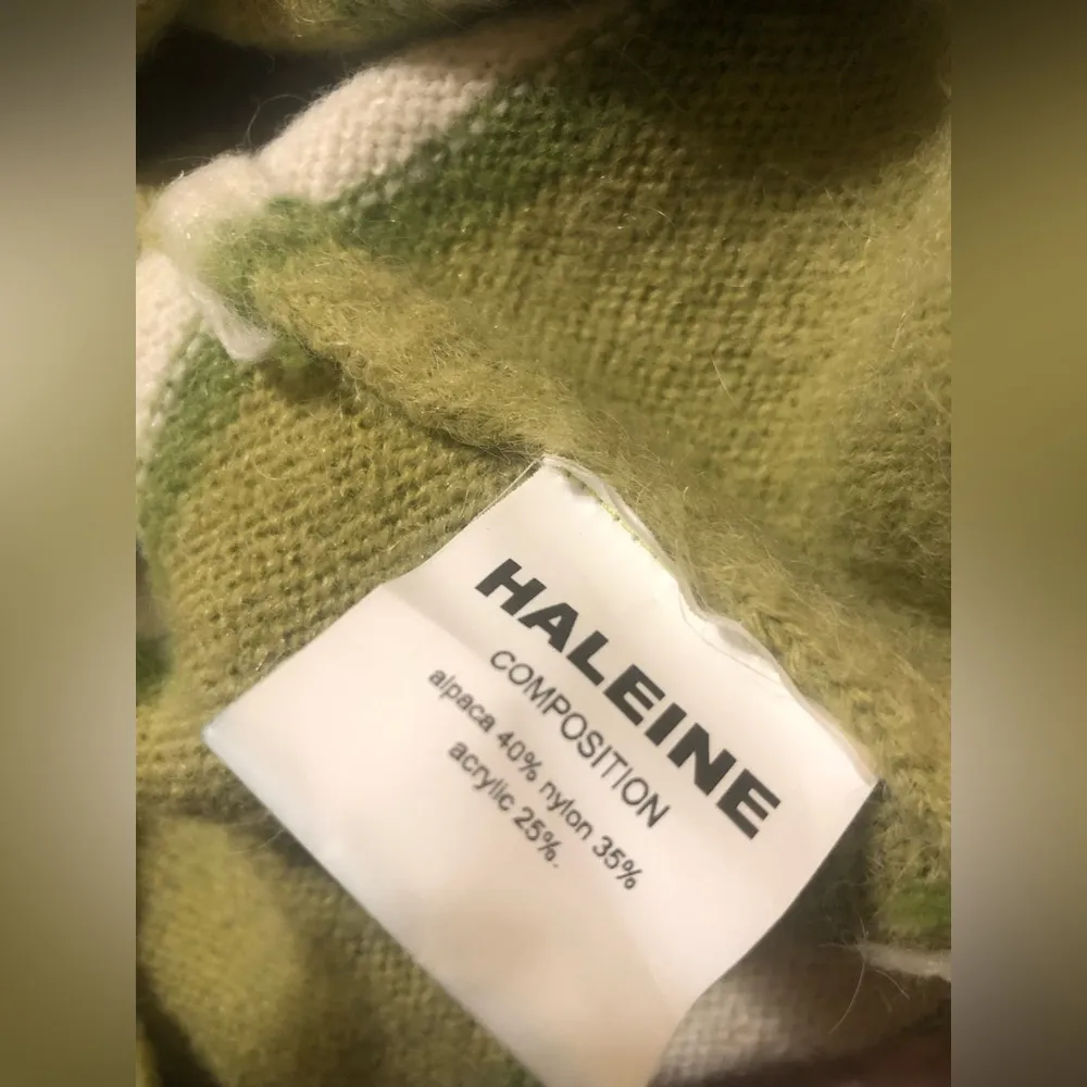 Haleine Alpaca Sweater Size M - Image 3