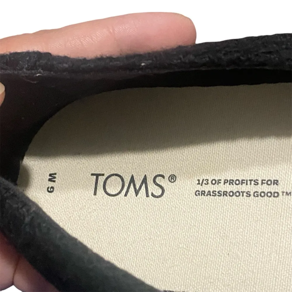 TOMS Alpargata Slip On  Womens Black Flats Casual  Size 6M - Image 7
