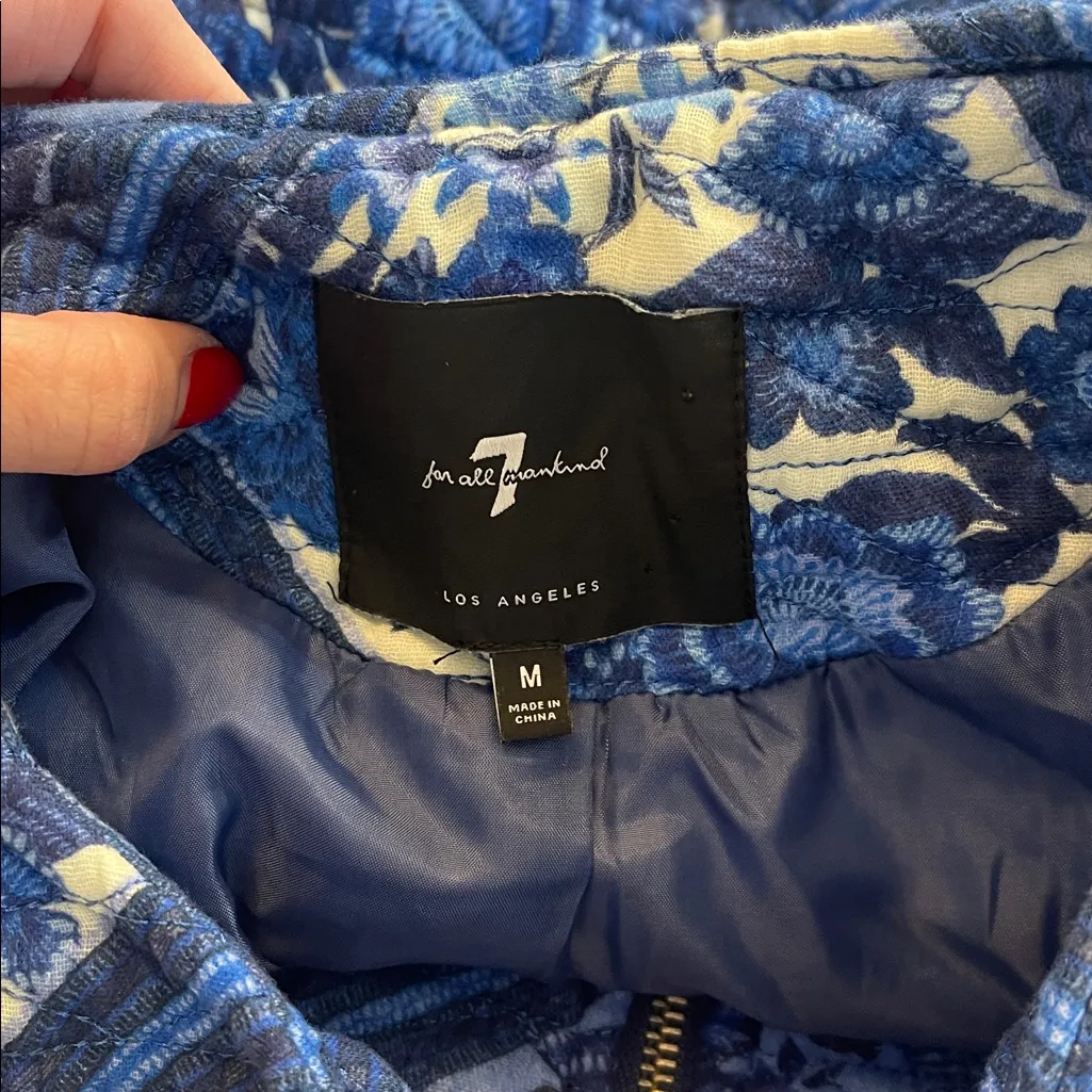 7 For All Mankind Blue and White Quilted Cropped Jacket - Image 3