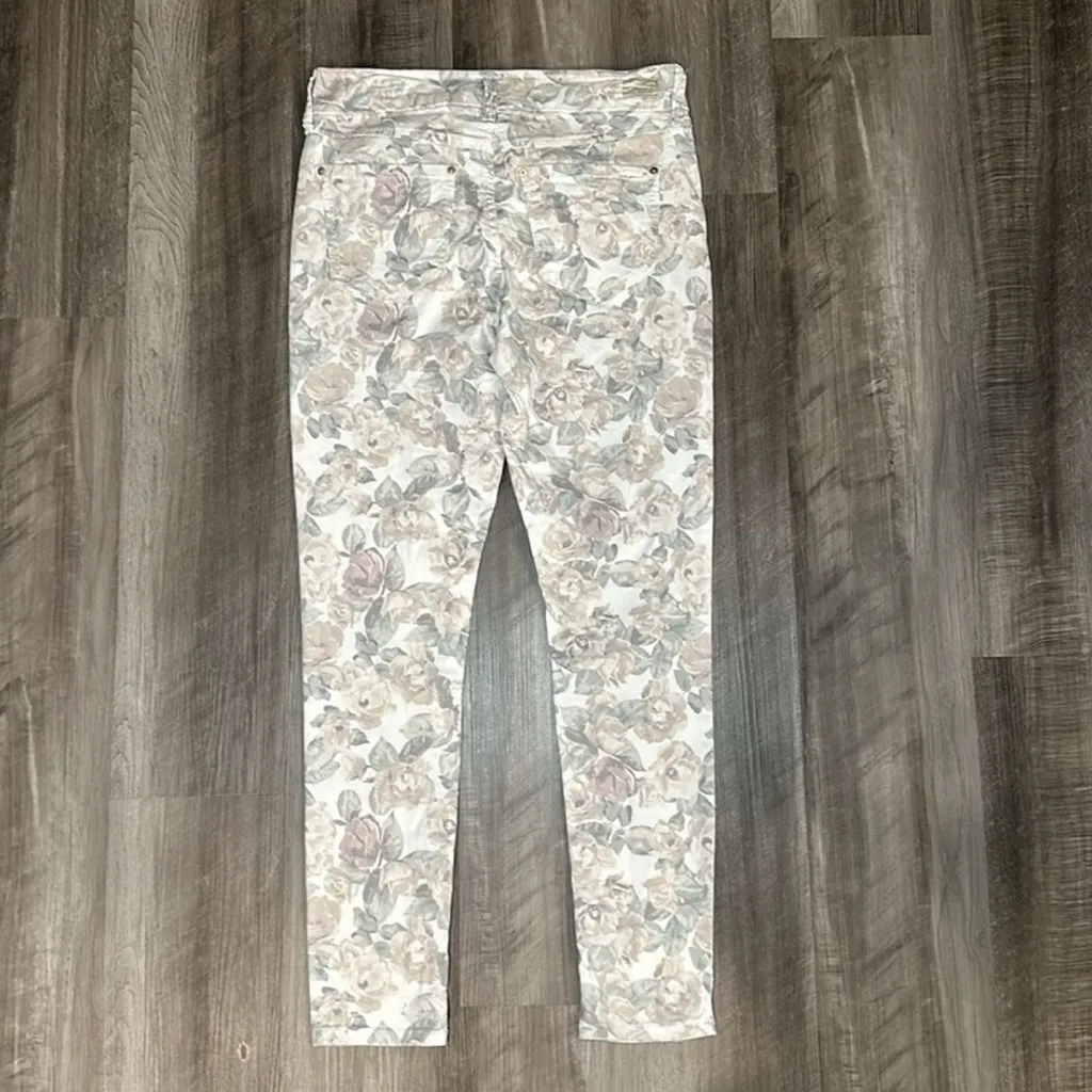 Seven 7 Floral Print Woman’s Jeans Tummy Less High Rise Skinny Pants, Size 6 - Image 4