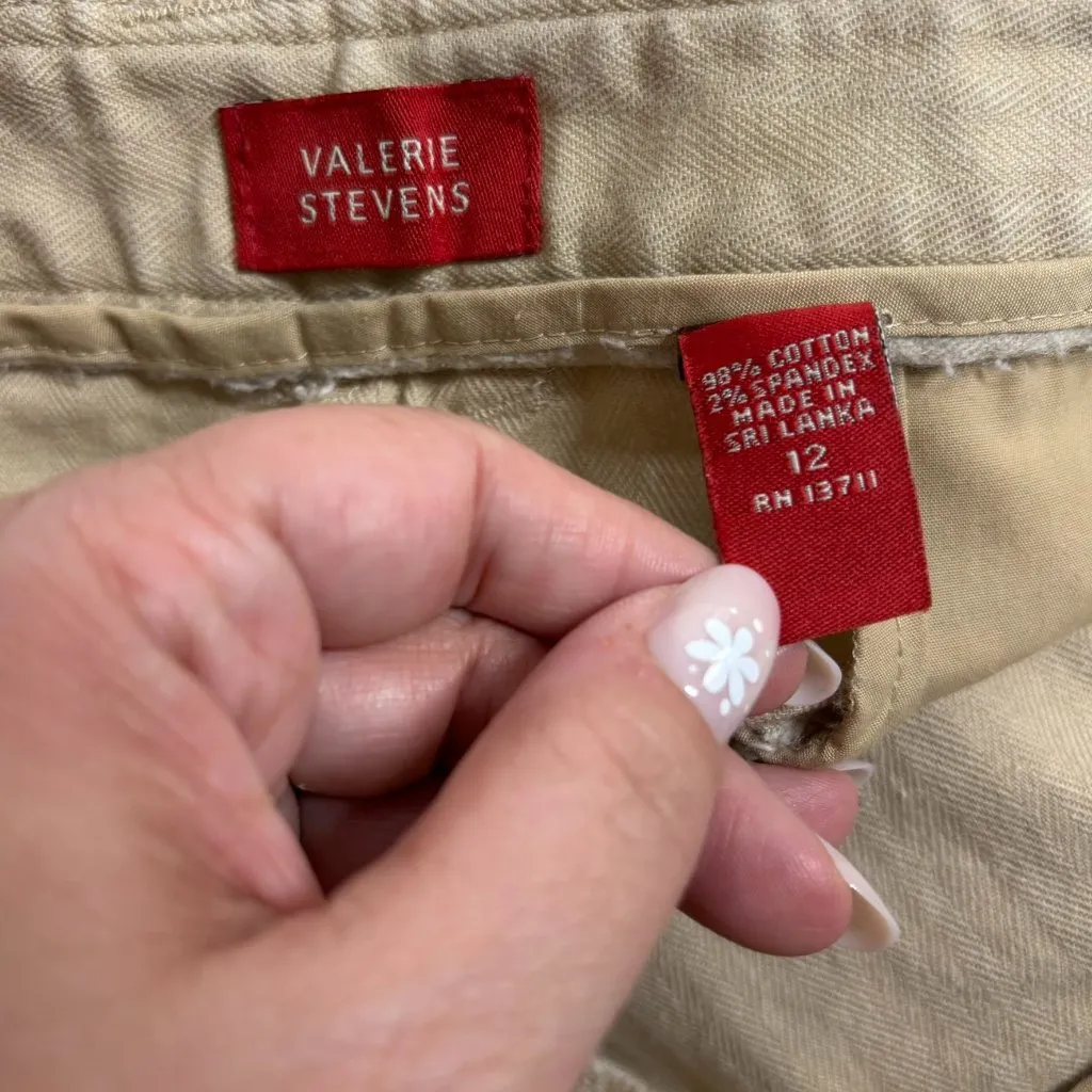 Valerie Stevens Wide Leg Cropped Pants Size 12 Beige Capri Pockets Button Zipper - Image 5
