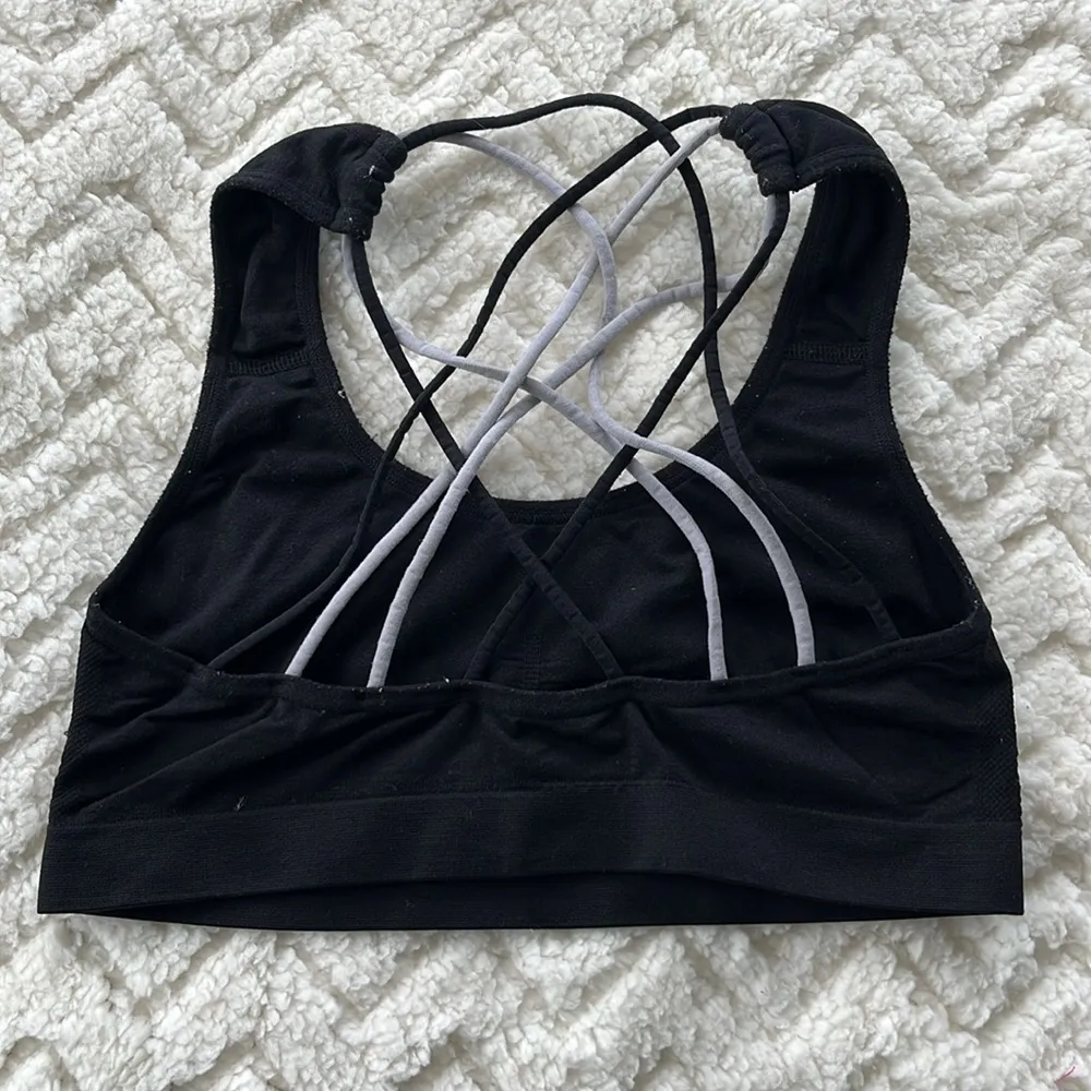 Pro Fit Sports Bra Size S - Image 3