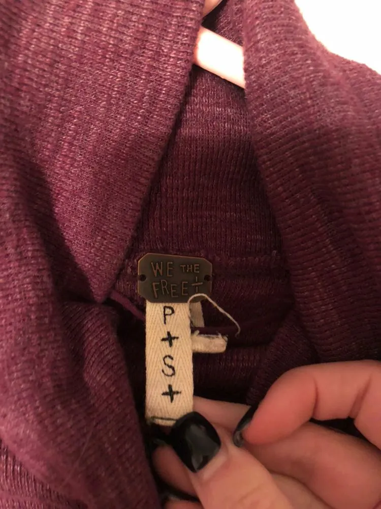 Open Back Turtle Neck Sweater - Image 3