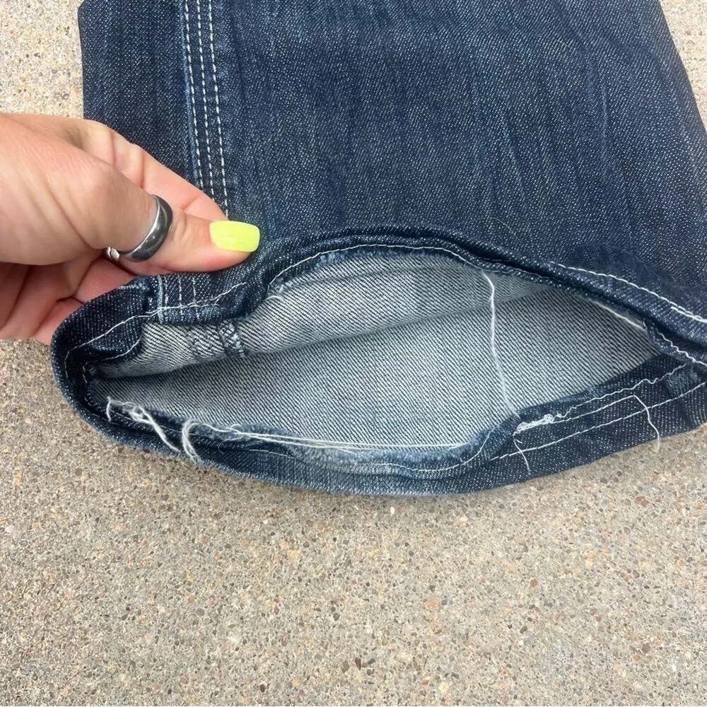 Wrangler Rock 47 Low Rise Boot Cut Silver Embroidered Flap Pocket Jeans 9x32” - Image 5