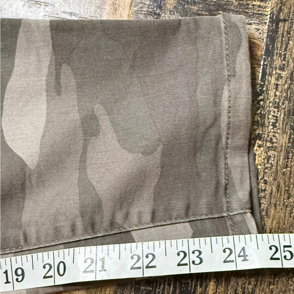 Wit & Wisdom Camouflage Ankle Pants Gray Size 10P - Image 5