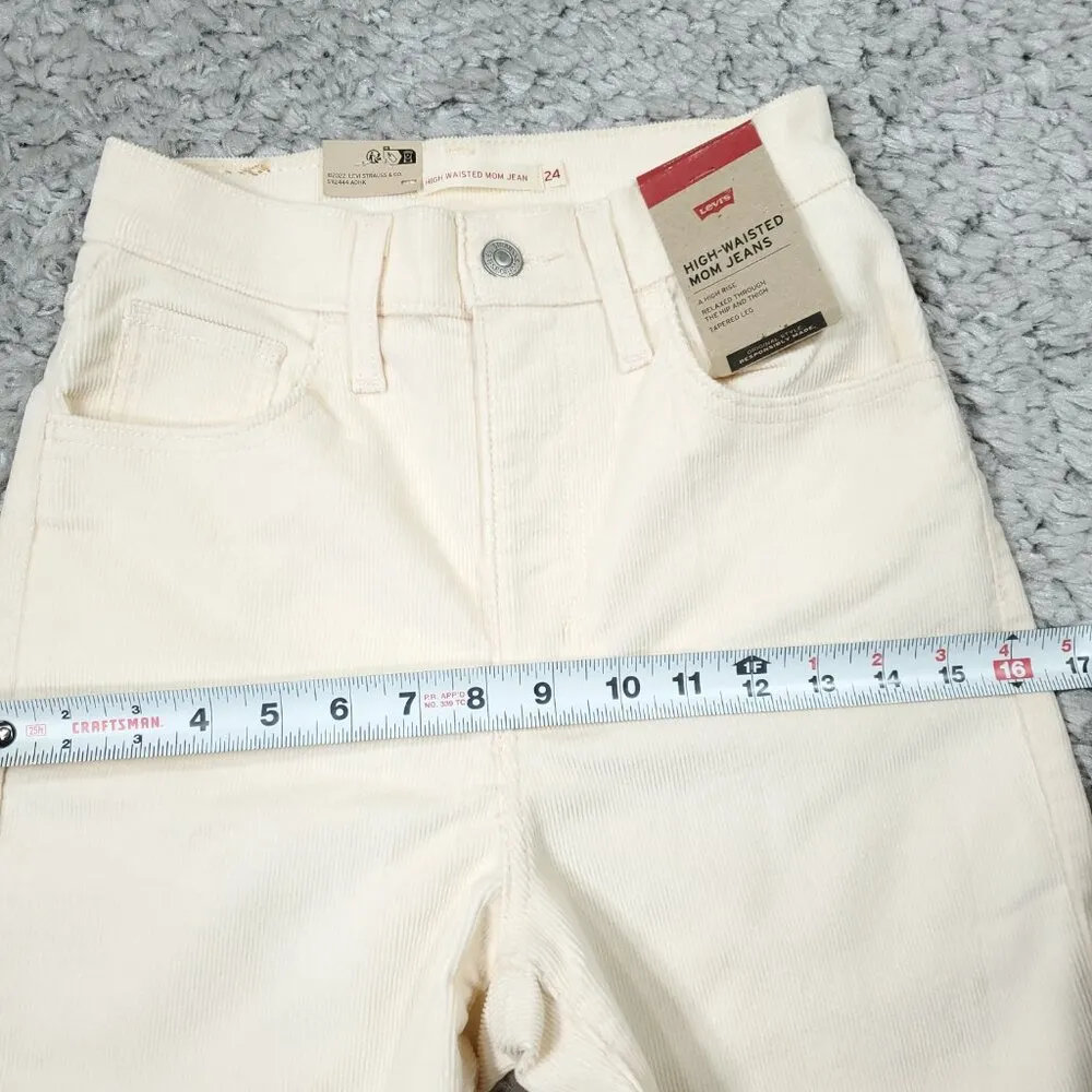 Levi's Corduroy High Waisted Mom Jeans White Beige Women's Size 24 x 29 Stretch - Image 11