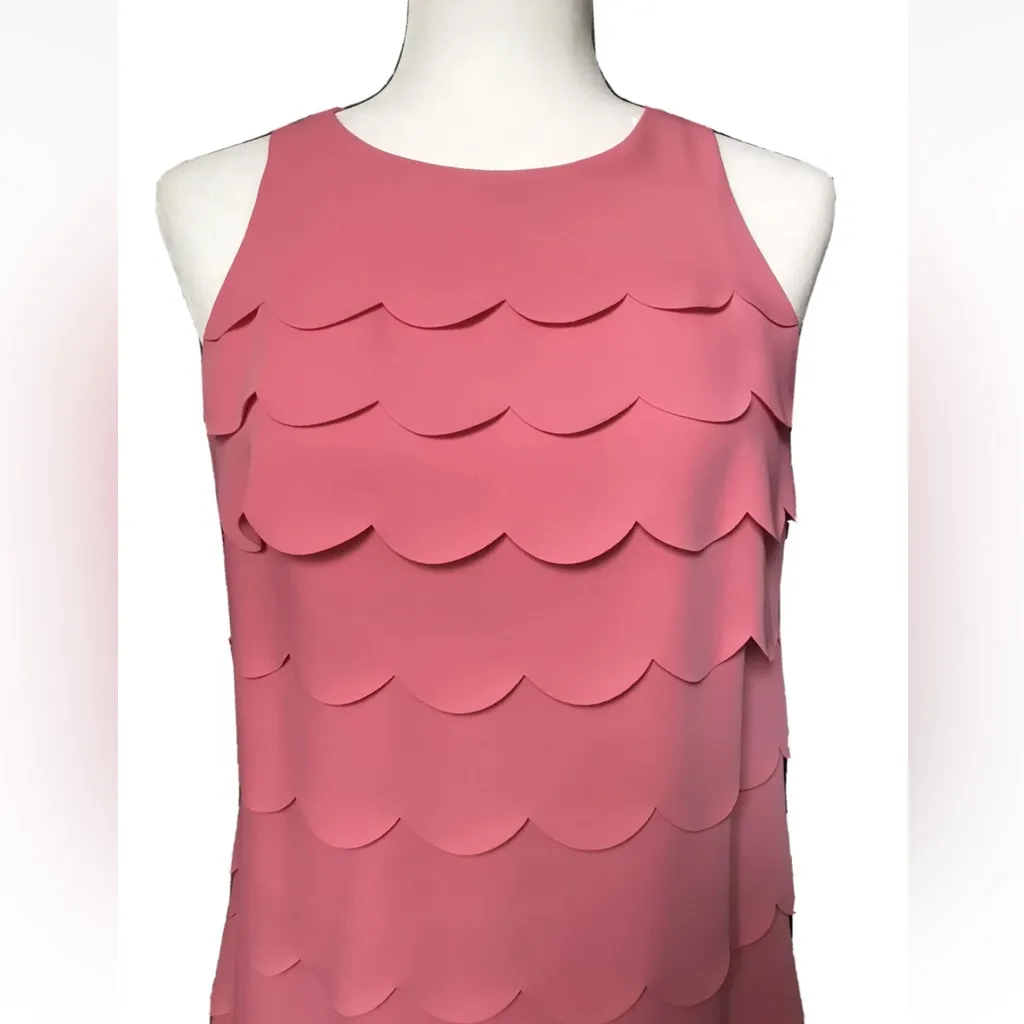 White House Black Market Scalloped Tiered Sculpted Shift Coral Dress Size 6 - Image 11