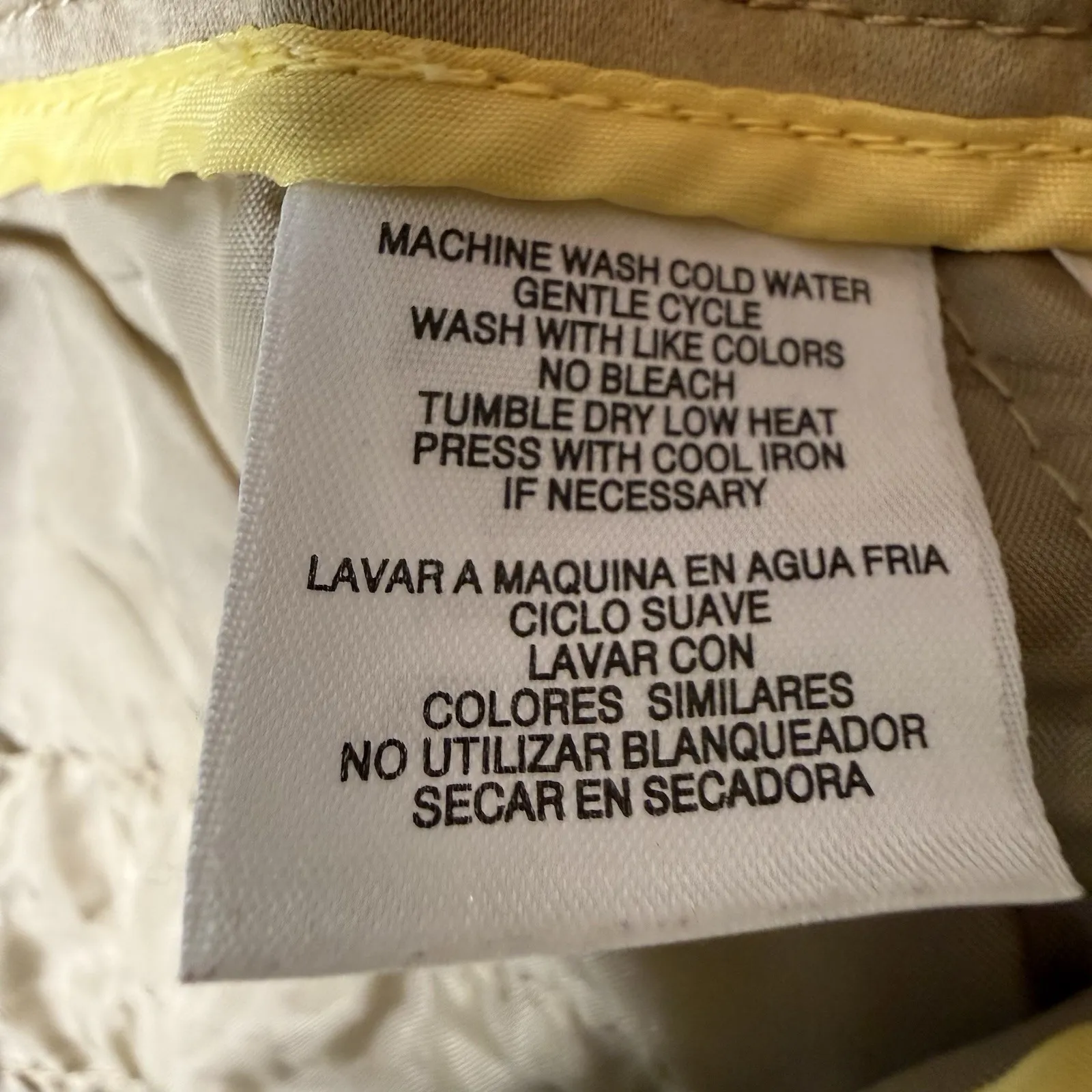 Women's Jones New York Sport Khaki Shorts Stretch Size 18 Stretch - Image 4