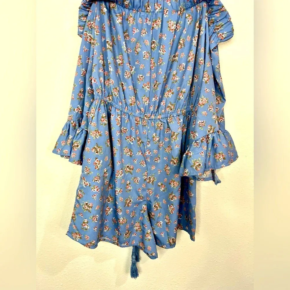 Blush 🆕 Hint of  Blue Floral Romper - Image 10